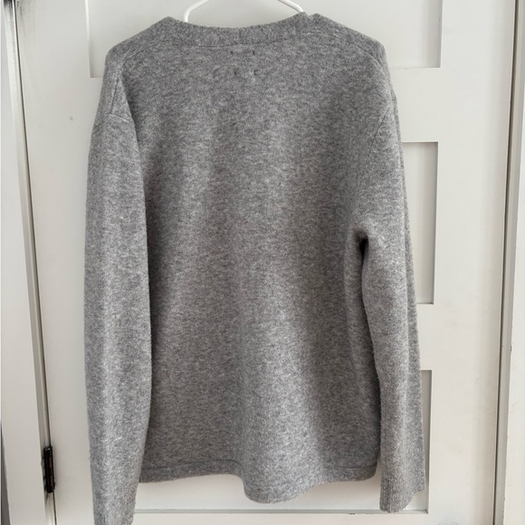 GAP Men's Recycled V-neck Cardigan light gray marl size M - Picture 5 of 7